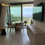 Waveview 4th Floor Baltic View Perfekt Lumare דירה