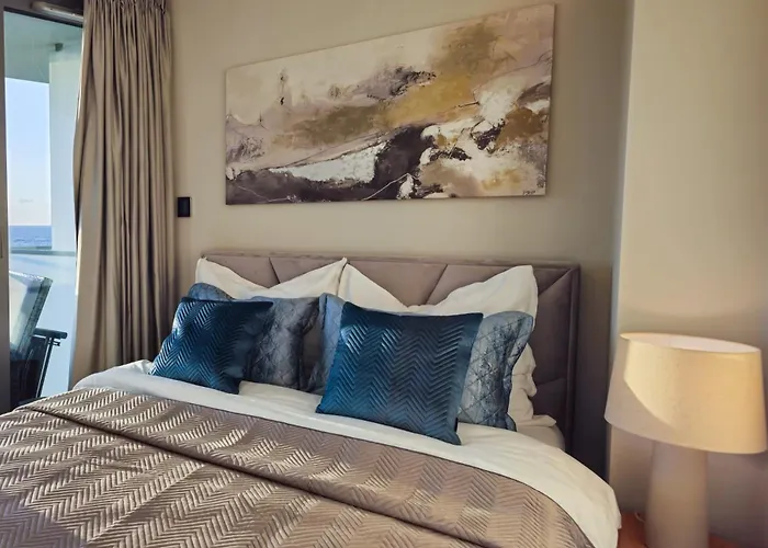 Waveview Premium شقة *